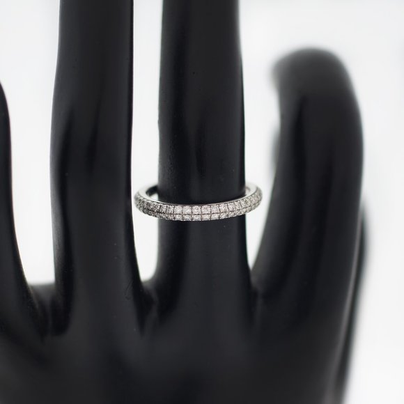 VERA WANG Love 14K Gold Diamond Wedding Band Ring - Picture 1 of 5